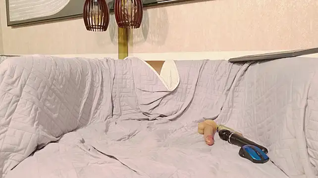 isabelle_scott webcam