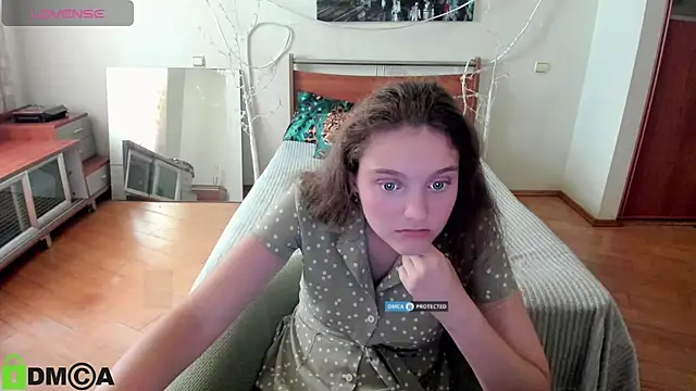 CordeliaJones live cam on StripChat