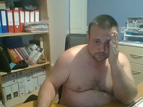manubm03 live cam on StripChat