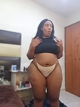 GiantBootyMilf webcam
