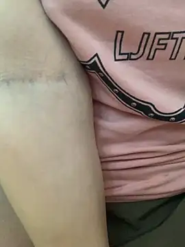 JerryJen11 live cam on StripChat