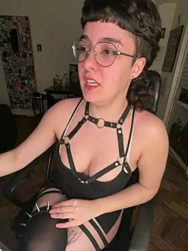 infernaldeity live cam on StripChat