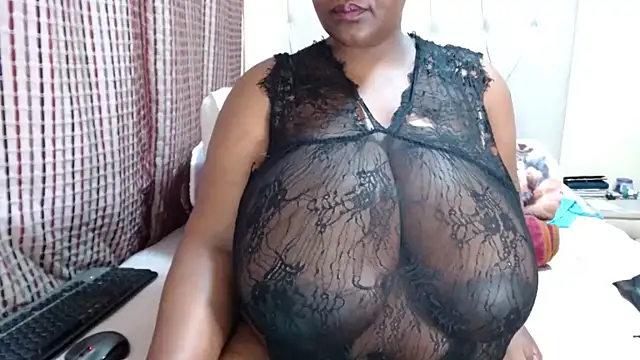 CHOCOLATEDARKBUSTYX webcam