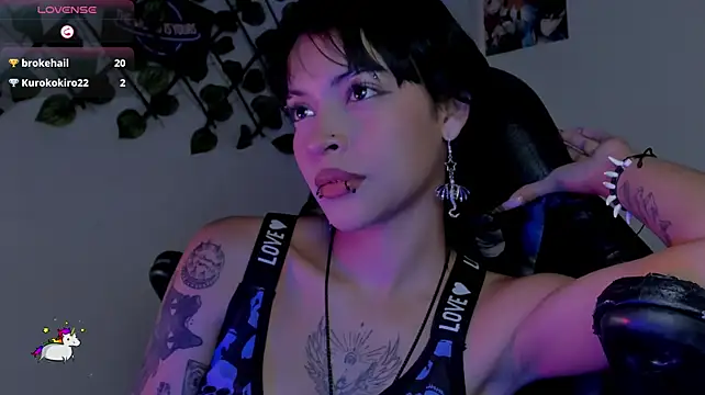 Anny_Kiitty webcam