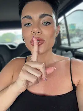 lukelouharvey (G milf) - Finger pussy 💦🤤