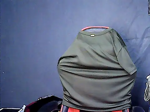 sweet_sexyasian69 (M young) - Help me to Cum in public or Private