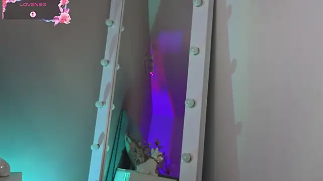 L1ittle_kitty_ webcam