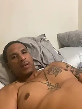 kushedup123 live webcam
