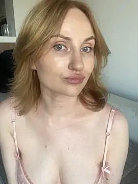 AnnaMay99 webcam
