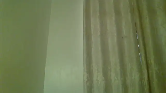 Yours_little_secret webcam