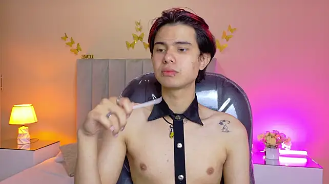 Derek_Sinn webcam