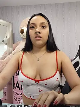 lia_harper_t live cam on StripChat