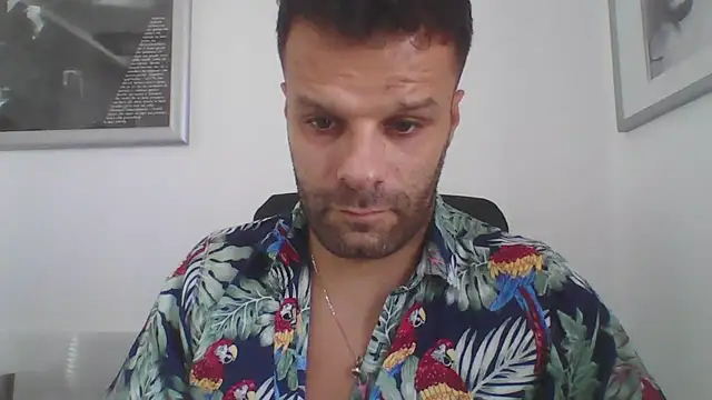 FROCETTO93 live cam on StripChat