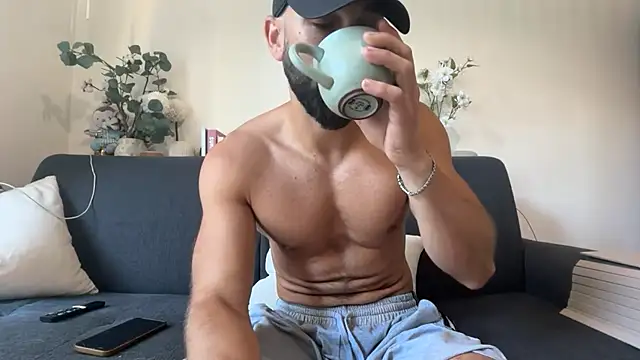 roylarry (Ask my age) - CUM