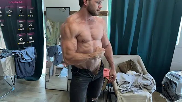 ericeric507 live cam on StripChat