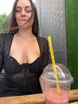 CrazyTori live sex cam
