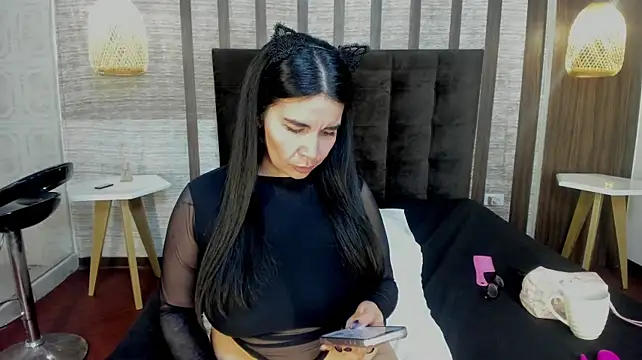 Hannah_Cross webcam
