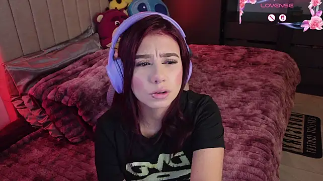 Your_rosalie live now
