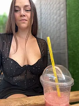 crazytori (F young) - Take off panties in cafe LT🎁