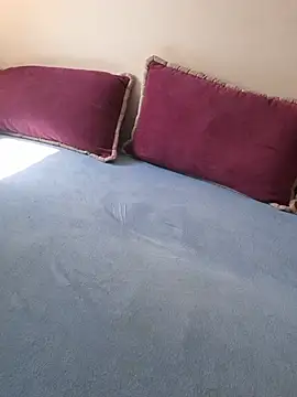 BODY_CUM webcam