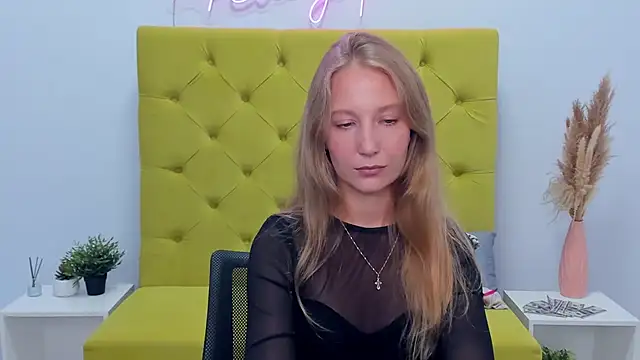 LolaWilsons webcam