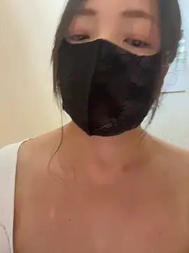 maomao116 (F milf) - 超级敏感体质，会一直喷水💦，手指自慰3分钟
