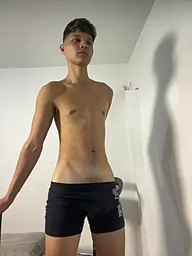 Twinkcock22 live cam on StripChat