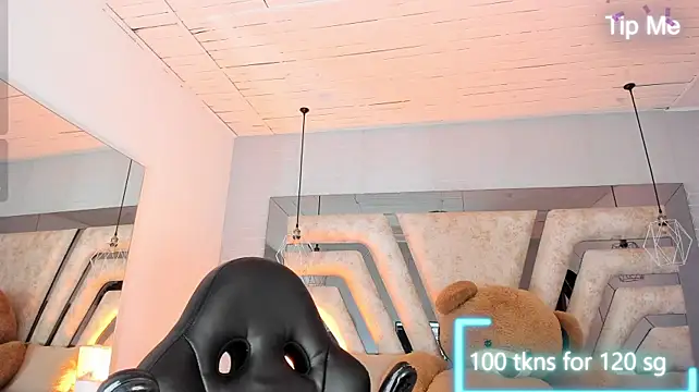 AngelineHeet webcam