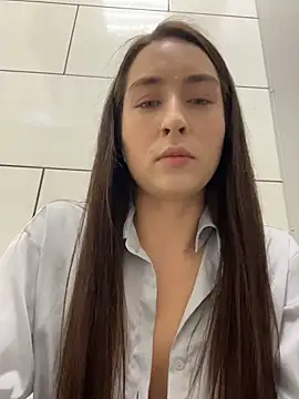 Holly_Play