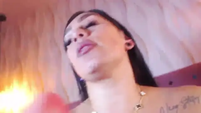 Milf_NaomiBraunx webcam