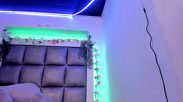 abbiecollins_js webcam