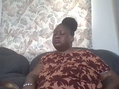 fat_ebonyqueen webcam