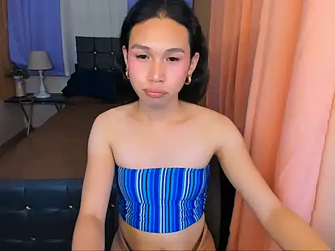 Almira_Hilson webcam