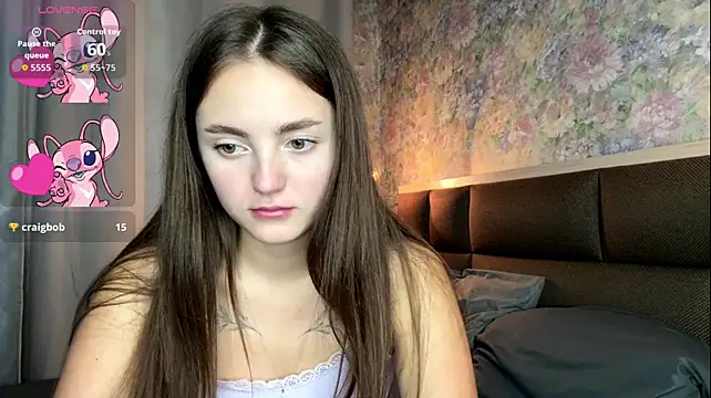 LoraDavi live cam on StripChat