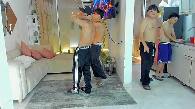 Houseofwarrios webcam