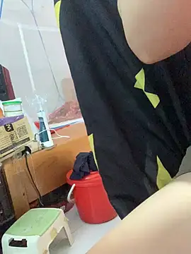 JerryJen11 live cam on StripChat