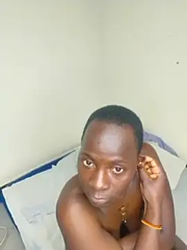 _christineebony live cam on StripChat