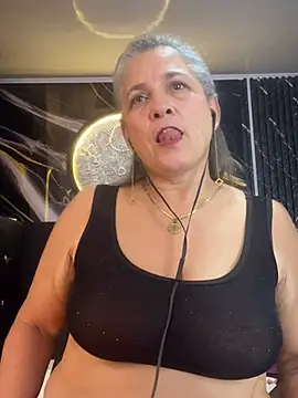 Misevie live cam on StripChat
