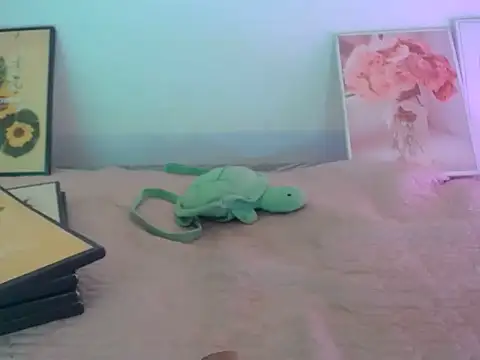 Kaya-Linkk live cam on StripChat