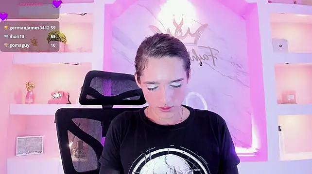 CandyDance1_ webcam