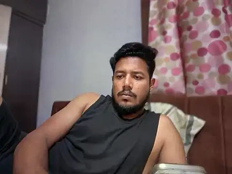 Randy642001 live cam on StripChat