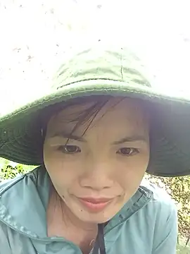 ngan-cute webcam