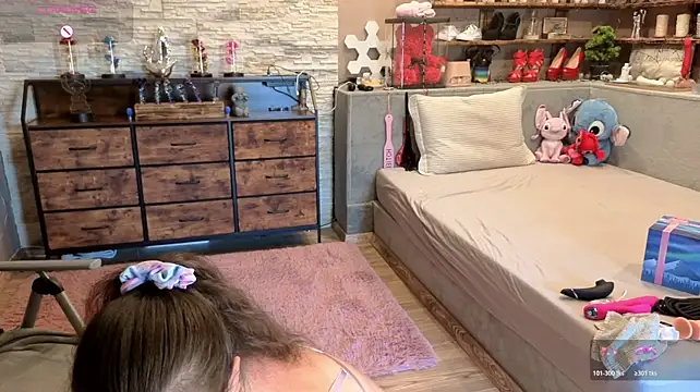 Kimberly-Caprice webcam
