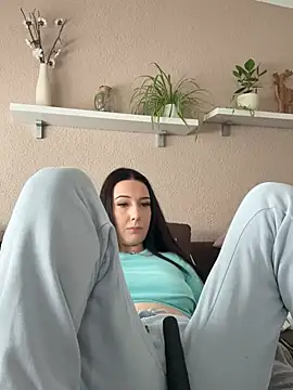 Trixie-Tainted live cam on StripChat