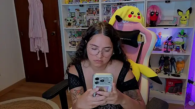Sweet_sully__ webcam