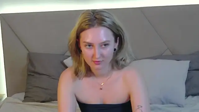 MarianeSun webcam