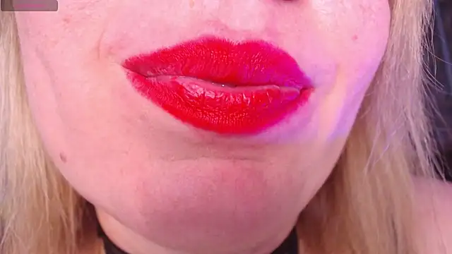vip_sweetnes webcam