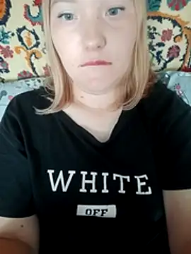 KatyaLove888 webcam