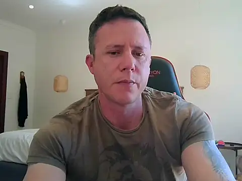 TroyDieselXXX webcam