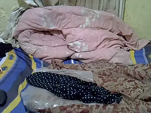 KENYANHONEY01 webcam